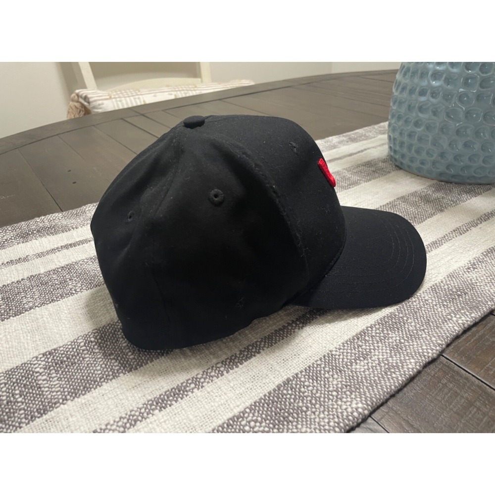 Short Par 4 Golf Hat OSFM Black Embroidered Stretch Fit Baseball Cap - Picture 4 of 6